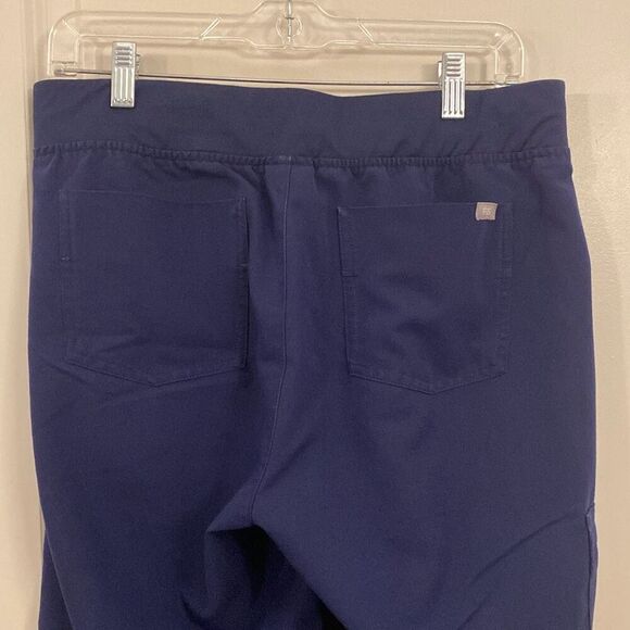 Figs scrubs, jogger, pants, size medium - Picture 3 of 6